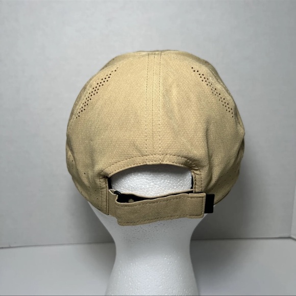 NIKE WOMEN’s AEROBILL TAILWIND CAP DriFit Wicking BEIGE Hat CQ9366 Unisex - Picture 3 of 8